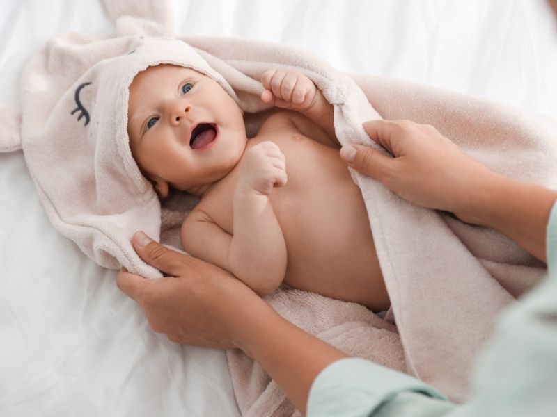 bezli-bebeklerde-sunnet-sonrasi-bakim-nasil-planlanir